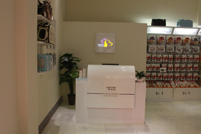 1463378942345743.jpg 样板店店内-2.JPG